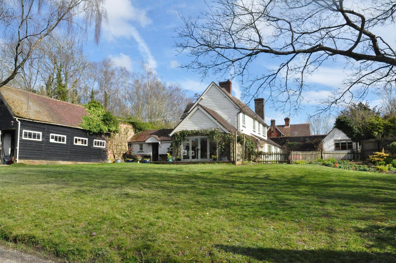 Little Tidebrook Farm Bed and Breakfast Wadhurst Exteriör bild